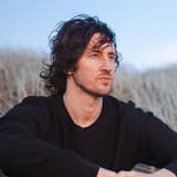 Cover pic of Dean Lewis